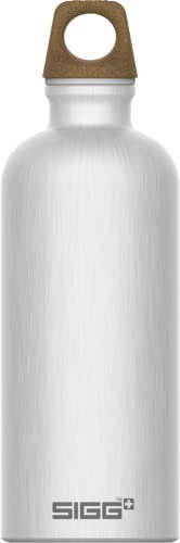 Sigg - Gourde Aluminium - Traveller MyPlanet Path Uni - Certifiée Neutre En CO2 - Convient Aux Boissons Gazeuses - Étanche & Légère - Sans BPA - Pour Sport, Camping, Randonnée - Gris Alu - 0,6L