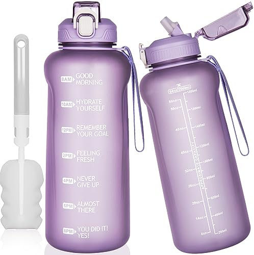 DEARRAY 2 liter Große Tritan Trinkflasche mit Strohhalm & Zeitmarkierung 2l BPA-frei Motivation Wasserflasche mit Uhrzeit 2000ml Motivierend Sportflasche für Gym, Fitness, Wandern (Violett)
