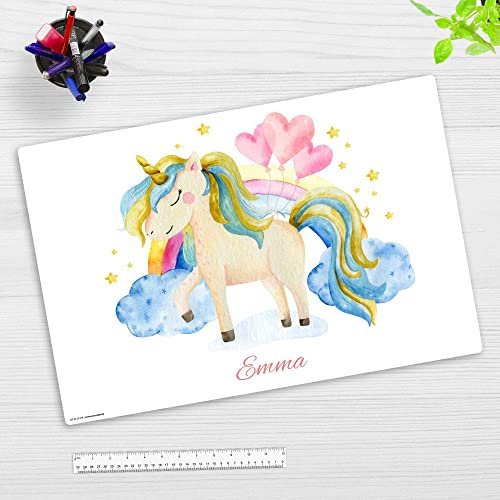 Schreibtischunterlage für Kinder - Einhorn im Regenbogen - personalisiert mit Wunschname - aus premium VInyl - 60x40 cm - Made in Germany