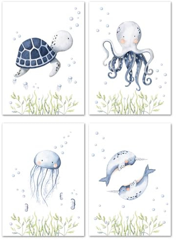 Calmondo 4er Set Poster Kinderbilder für Kinderzimmer Babyzimmer | Liebevoll designte Meerestiere als Wand-Deko Wal Kraken Schildkröte Qualle | DIN A4 ohne Rahmen | Geschenk-Idee für Mädchen & Jungen