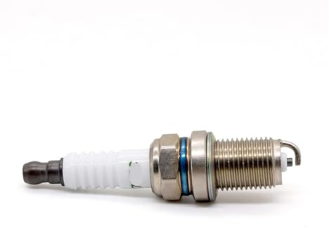 2 Stück Zündkerze K7RTC Ersatz for BKR7E K22PR-U K22PRUR RC7YCC RC7YC3 98079-5785C 22401-20J07