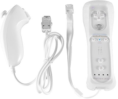 XCSOURCE 2en1 Nunchuck et Ensemble Télécommande à Mouvement intégré Plus pour Nintendo Wii et Console Wii U, Blanc AC650