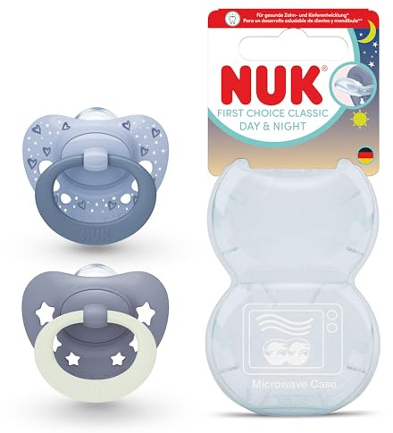 NUK First Choice Classic Day & Night Baby Schnuller | 0-6 Monate | Orthodontische Schnuller, die im Dunkeln leuchten | 95% Akzeptanz bei Babys** | Blau | 2 Stück