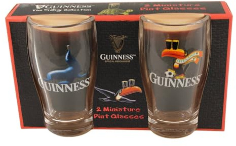 Guinness Mini-Pint-Gläser, 2 Stück, Robbe & Fußball-Tukan-Design, offizielles Lizenzprodukt, Schnapsglas-Set zum Sammeln