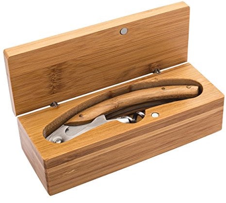 Holz Kellnermesser mit Geschenkbox - zwei Motive - Profi Qualität Korkenzieher Flaschenöffner & Folienschneider für Weinliebhaber als Geschenk - The Best Wines are the ones we drink with Friends