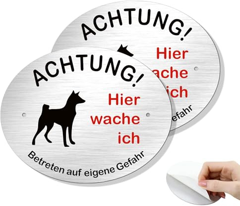 Hivia 2er Set Achtung Hund Schild 12x15cm – Alu gebürstet Hier wache ich | Mit Klebeband & Vorbohrungen – vielseitig montierbar. Ideal für Grundstück, Zaun & Haus. Humorvolle Warnung vor dem Hund.