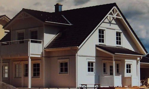 Farben-Budimex Profi Industrie Holzfarbe/weiss/seidenglänzend/für innen und aussen / 2,5 L / 2 in 1 Grundierung und Endanstrich in einem