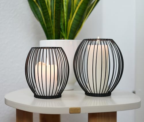 Decozey Kerzenständer schwarz Metall (2er Set) - Deko Windlicht Kerzenhalter mit Windschutz Dank Glas Zylinder - Laternen Kerzenleuchter als Kerzendeko zum Dekorieren im Wohnzimmer und mehr