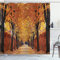 ABAKUHAUS Herbst Duschvorhang, Bahn im Wald, Stoffliches Gewebe Badezimmerdekorationsset mit Haken, 175 x 200 cm, Orange
