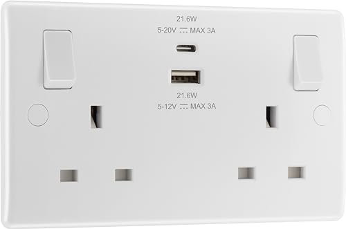 BG Electrical Double Switched Power Wall Plug Socket with Fast Charge Type A and C USB Charging Ports, Round Edge, Nexus 800 Series, White Moulded, 13A, 22W, 822UAC22