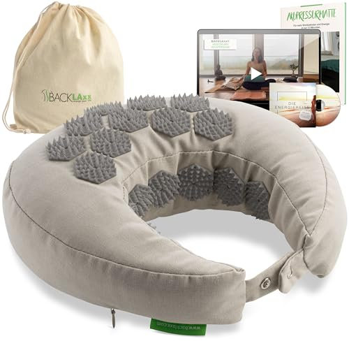 BACKLAXX ® Akupressur Nackenhörnchen mit Flip-Funktion und Buchweizen Füllung - Akupressurkissen Nackenkissen gegen Kopfschmerzen und Verspannungen im Nacken - Akupressur Nackenkissen Flugzeug, Auto