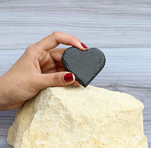 Schieferei – Schieferherzen zum Beschriften mit und ohne Lochung erhältlich – 2x Dekoherzen aus Schiefer für Platzkarten, Geschenkanhänger & Tischdeko – ideal für Hochzeiten & andere Events (6 x 6 cm)