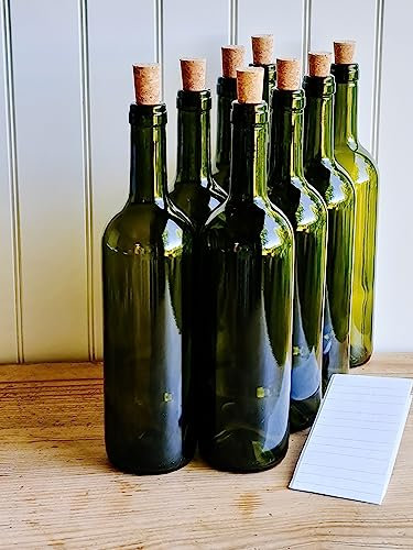 OOPS TOYS 24x Weinflasche 750 ml ohne/mit natürlichen Weinkorken - Olivgrün Glasflasche mit Etiketten - Leere Flasche Likör - Weinflaschen aus Glas - Glasflasche Leere Flasche (24 Stk. mit Korken)