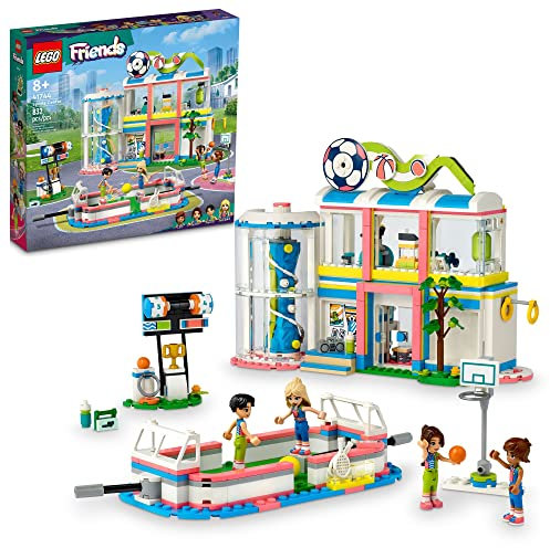 LEGO Friends Sports Center 41744 - Set di giocattoli da costruzione, divertente per ragazzi e ragazze dagli 8 anni in su, include giochi di calcio, basket e tennis, un regalo divertente per bambini