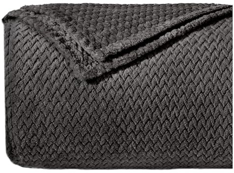 Dreamzie - Flauschig Fleecedecke 220 x 270 cm - Kuscheldecke Mikrofaser 100% Polyester 260gsm - Decke Sofa mit Fischgrätmuster und weicher Haptik - Anthrazit