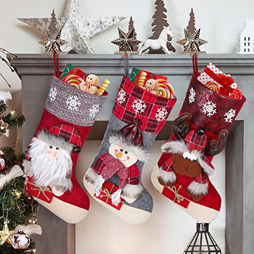 Toyvian Weihnachtsstrumpf 3Pcs 19.6 Große Größe Weihnachtsstrumpf Schneemann Elch Santa Claus Weihnachtsfigur 3D Plüsch für Familienurlaub Weihnachtsfeier Dekorationen
