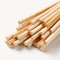 RYAN 30 Pièces Baguette Bois Ø 6 mm Longueur 30 cm Rond en Bois Lisse et Sans Bavure Baton Bois pour Arts Plastique Bricolage Décorations & Modèle Architectural
