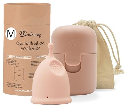 Bamboozy Luxus Menstruationstasse mit Sterilisator (M) - Wiederverwendbare Menstruationstasse aus Medizinischem Silikon - Bis zu 12 Stunden Schutz - Nachhaltig, Plastikfrei, ohne BPA