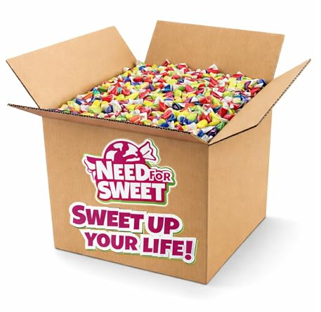 NeedForSweet Retro Süßigkeiten Box 6000g – Nostalgie Naschmix Einzeln Verpackt – 912 Stück – Geschenkbox für Geburtstag, Einschulung, Halloween, Karneval, Büro
