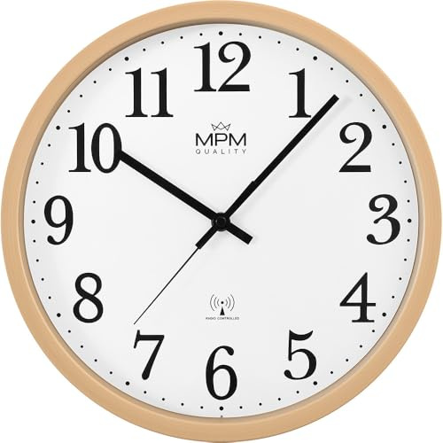 MPM Quality Radio Clermont Funkwanduhr, Weiß/Holzoptik, Kunststoff, Moderne Funkwanduhr, Schöne Dekoration für jeden Raum, Ø 310 mm, Designelement, Perfekt als Küchenuhr, Wanddeko, Wohnzimmer, Büro