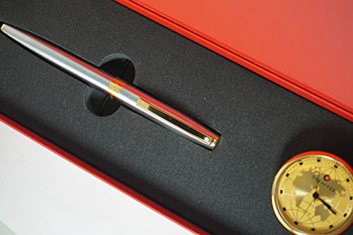 Sheaffer Sagaris Medalist with 22KT Gold appointment,two tone Medium Point nib Fountain Pen and Matching Desk Clock