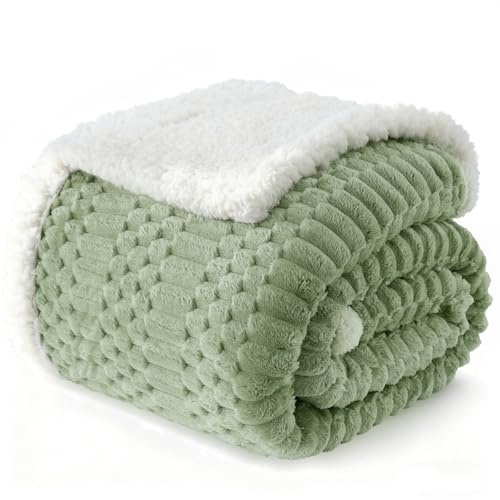 Gracelife Sherpa Throw Blanket for Couch Flannel Cozy Soft Thick Blanket Warm Twin Blanket for Bed Fleece Home Decor Gifts, Z01 - Green, 150 * 200cm
