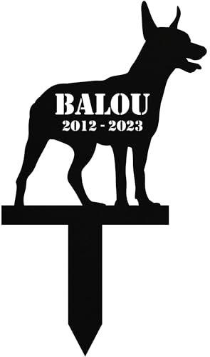 INDIGOS UG - Grabschmuck Hund - Zwergpinscher - 50 cm - wetterfester Gedenkpfahl als Grabstecker - Wunschname & Datum - Schilder selbst gestalten Wunschtext - Haustier, Trauer