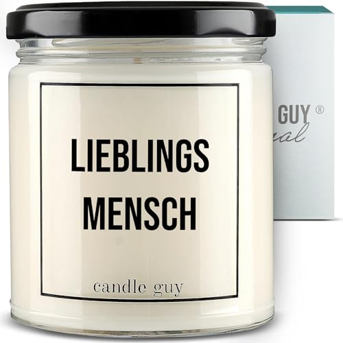 candle guy Duftkerze im Glas [Brennzeit 70h] - Duft-Kerze handgemacht mit Spruch | Freches Geschenk für Frauen, Freundin, Geburtstag | 100% Sojawachs, schöne natürliche Düfte mit ätherischem Öl