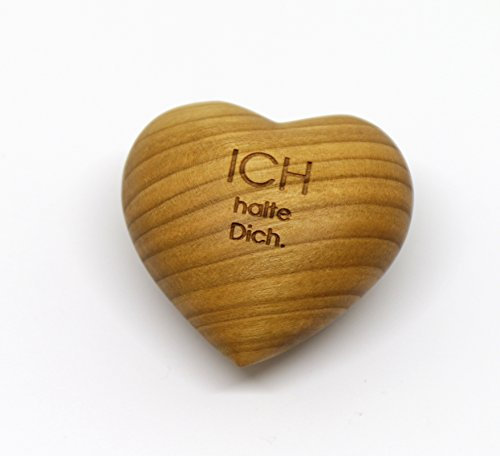 Thankgoods Holzherz Handschmeichler - Graviertes Herz aus Obstholz