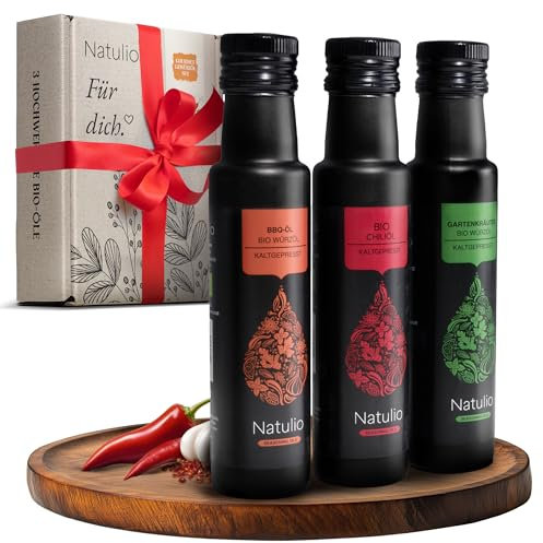 Natulio Geschenkset Bio Gewürzöle kaltgepresst - Grillen Geschenk - das perfekte Geschenk für alle Feinschmecker - Geschenkset aus Chiliöl, Gartenkräuteröl & BBQ-Öl - 3x100ml -DE-ÖKO-006