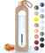 Wessper Botella de Cristal, Botella Agua Motivacional, Con Marcas de Tiempo, Vidrio de borosilicato Con Tapa de Bambú, Sin Fugas, para Deporte, Camping, para Niños y Adultos 1L – Beige