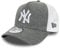 New Era New York Yankees MLB Jersey Essential Dunkelgrau Weiß Verstellbare A-Frame Trucker Cap - One-Size