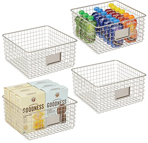 mDesign 4er-Set Allzweckkorb aus Metall – Aufbewahrungskorb mit Beschriftungsfeld für Küche, Vorratskammer etc. – kompakter und universeller Drahtkorb – mattsilberfarben