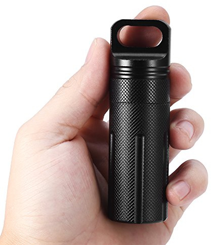 Pill Case, Pocket Pill Case Silver Pill Holder, Pill Box Keychain Waterproof Single Chamber Stainless Steel Pill Organizer for Outdoor Travel Camping