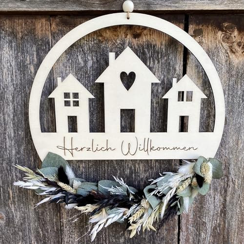 Willkommensschild - Trockenblumenkranz - Türkranz Trockenblumen - Herzlich Willkommen bei - Türkranz personalisierbar - Türhänger Familie (30cm, Weiss/Grün/Schwarz)