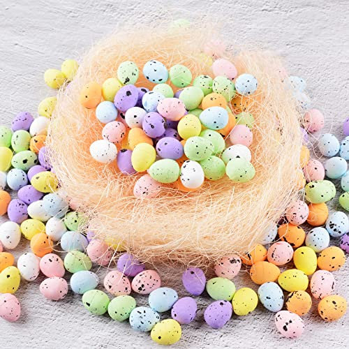 BETESSIN 200Pcs Oeufs Colorés Mousse de Pâques Easter Décorations avec Poulailler Artificielle Nid Chanvre Sisal Mini Oeufs Mouchetés Ornements de Jardin Bricolage Décoration de Pâques