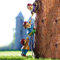 AZURAOKEY Scultura gnomo rampicante in resina statue d'arte nana albero arrampicata nano classico figurine forniture da giardino resina figurine creative fata arrampicata albero giardino gnomi cortile