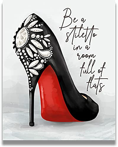 Govivo Be A Stiletto In A Room Full Of Flats – Schuhe Mode Zitat Wanddekoration Kunstdruck auf hellgrauem Hintergrund – ungerahmtes Kunstwerk gedruckt auf Leinwand