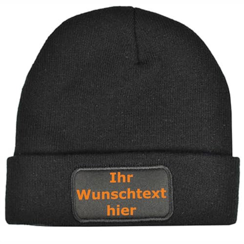 INDIGOS UG - Mütze Herren Winter schwarz Bedruckt mit Wunschtext oder Name - Strickmütze mit Patch - für Winter, Ski, Party, Apres-Ski - personalisiert selbst gestalten