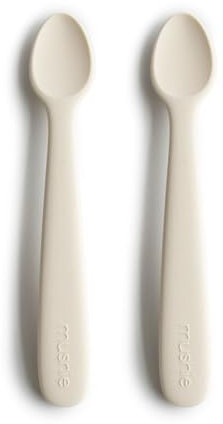 Mushie | Lot de 2 Cuillère en silicone sans BPA | Cuillère d'alimentation lavable au lave-vaisselle | Accessoires pour les tout-petits | Ivory