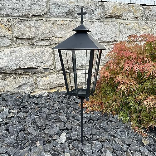 eberin · Grab Laterne Baculus mit Dachkreuz · Grablaterne-Metall · stabile Stablampe · Kreuz Grablicht mit langem Stab Schwarz-Matt · Glaszylinder ·