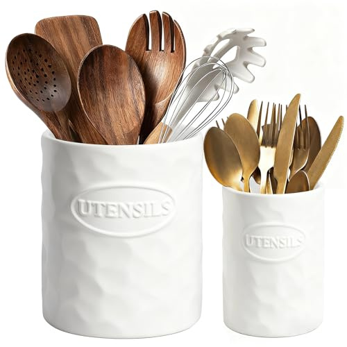 QINSDESIGNS Lot de 2 pots à ustensiles de cuisine en céramique - 18,5 cm + 13,8 cm - Style fermier moderne pour comptoir - Idée cadeau maison et décoration culinaire - Blanc