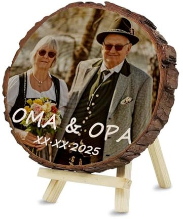 NZDFH Personalisierte Baumscheibe mit Fotogravur & Text - Natürliches Holz Fotogeschenk inkl. Ständer | Ideales Muttertags/Vatertags/Hochzeitsgeschenk | Wand- & Tischbilderrahmen aus Holzscheibe