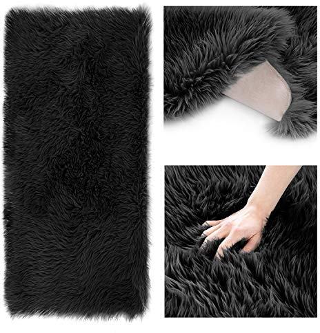 AmeliaHome Teppich Lammfell Kunstfell Hochflor Bettvorleger rechteckig Dokka Schwarz 50x150 cm
