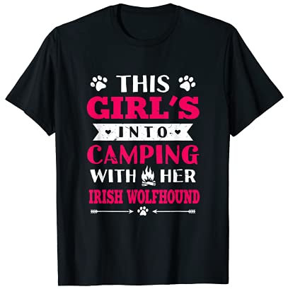 Mädchen ins Camping mit ihrem irischen Wolfshund Camper T-Shirt