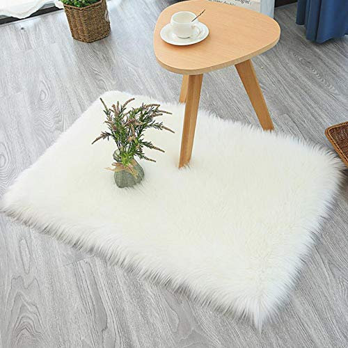 Tenrany Home Faux Lammfell Schaffell Teppiche, 60 x 100cm Weiß Flauschig Kunstfell Fellteppich Lammfellimitat Flauschteppich für Wohnzimmer Schlafzimmer Kinderzimmer Bettvorleger (Weiß, 60 x 100cm)