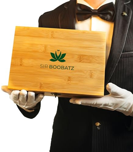 Sir Boobatz® Stash Box Geschenkbox Set zur stilvollen Aufbewahrung von Kräuter- & Tabak Zubehör | Holzkiste, 25 x 11 x 17,5 cm | Grinder, Gläser, Tray, abschließbare Bambusbox