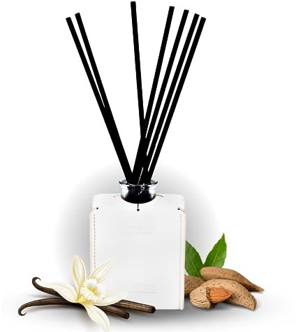 Kyto Duftstäbchen im Glas mit edler Lederhülle, Badezimmer Duft Diffuser - Raumduft Stäbchen, Geschenkset, Vanille & Mandel/Cedarwood & Vanille/Bergamot & Fig (Bright Moon)