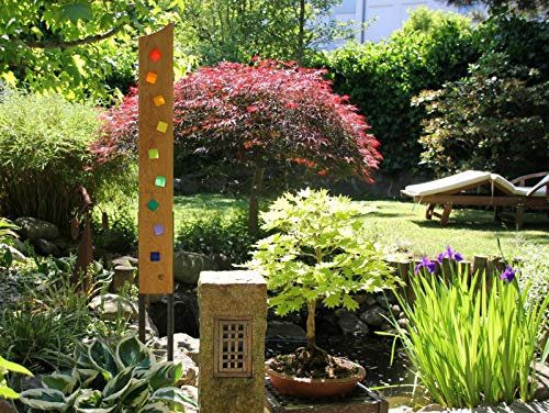 Gartenskulptur aus Holz und Glas. Gartendekoration als Unikate handgemacht und wetterfest