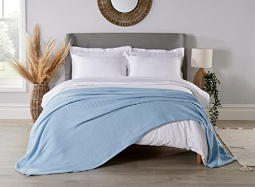 Diana Cowpe 100% Cotton Cellular Blanket/Bed Throw | Large Adult Blanket for Bed/Blanket for Sofa or Armchair | Pastel Colour Blankets Traditional BLUE Blanket Super King Size 230 x 285cm